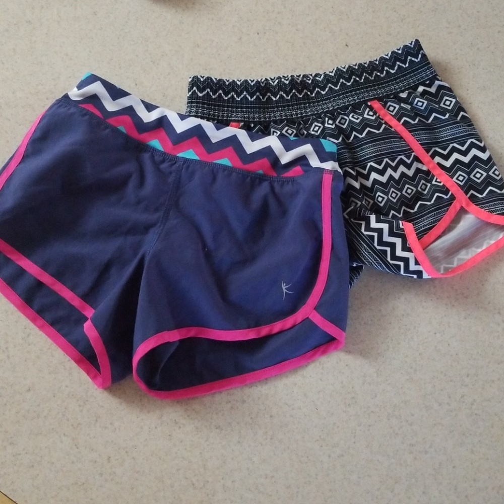 Girl's active shorts